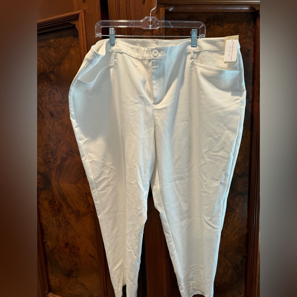 Christopher Banks 22 petite white pants 18-103